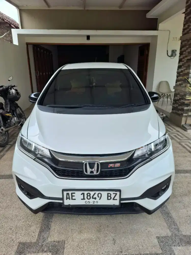 Dijual Jazz RS CVT AT 2019