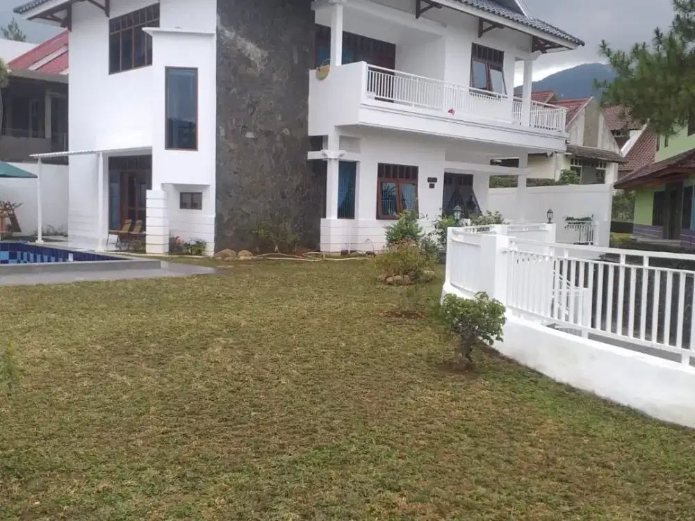 Jual Villa Puncak Cimacan Ciloto Super Dingin SHM PBG Masuk BUS