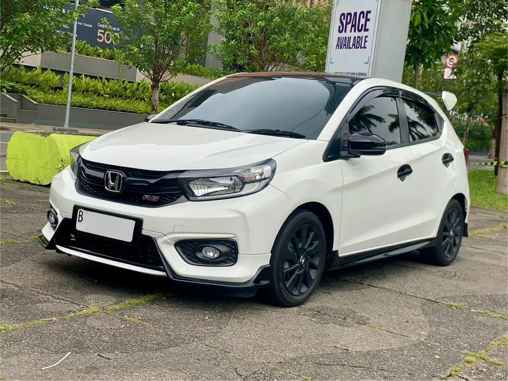 HONDA BRIO RS URBANITE 1.2 AT 2023 PUTIH
