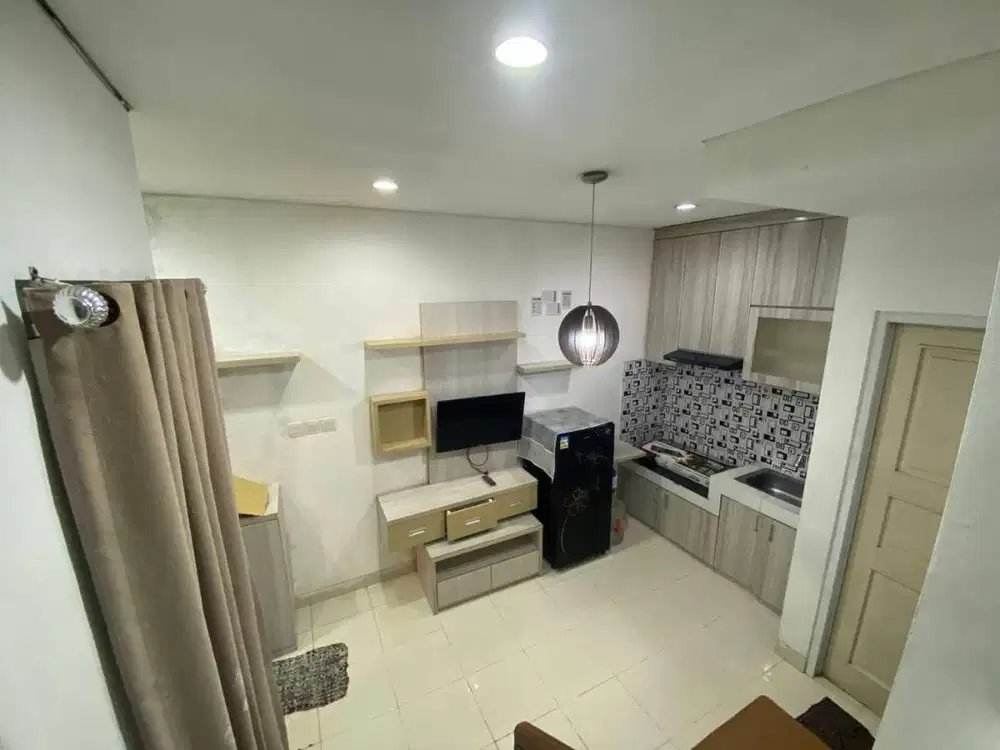 DISEWAKAN RUMAH FULL FURNISHED - GADING SERPONG