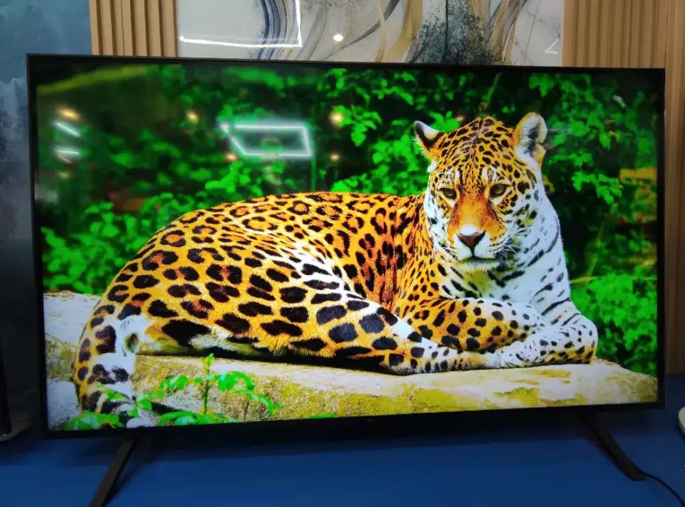 LG 55 INCH UR8050