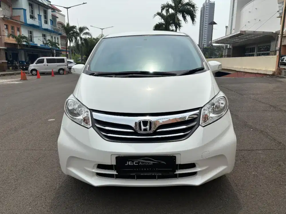 HONDA FREED 1.5CC E AT PSD 2012(TIPETERTINGGI,DPRINGAN,RECORD,GARANSI)