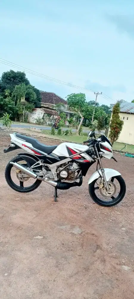Kawasaki Ninja R