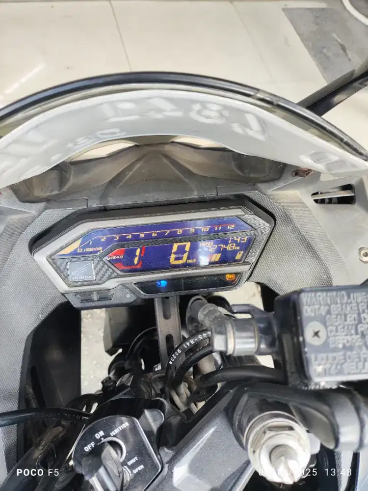 Di jual Honda cbr 150r 2019