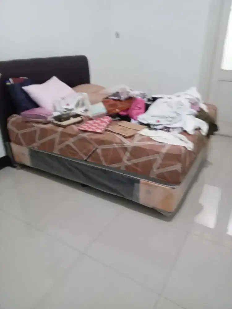 Kasurcentral  dan dipannya