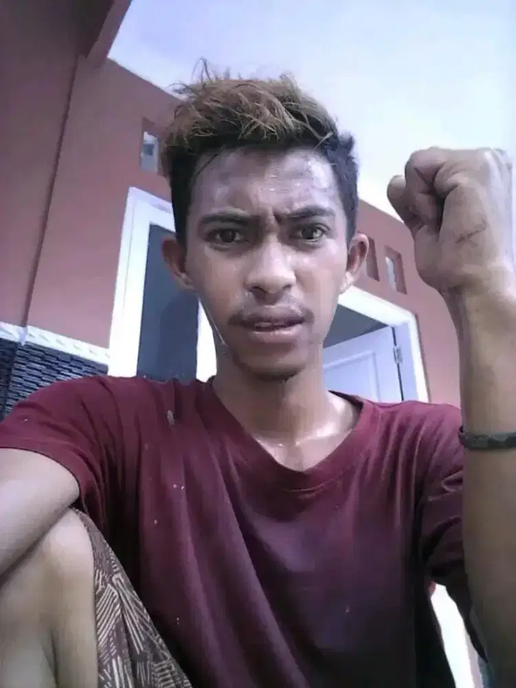 Cari kerjaan apa aja