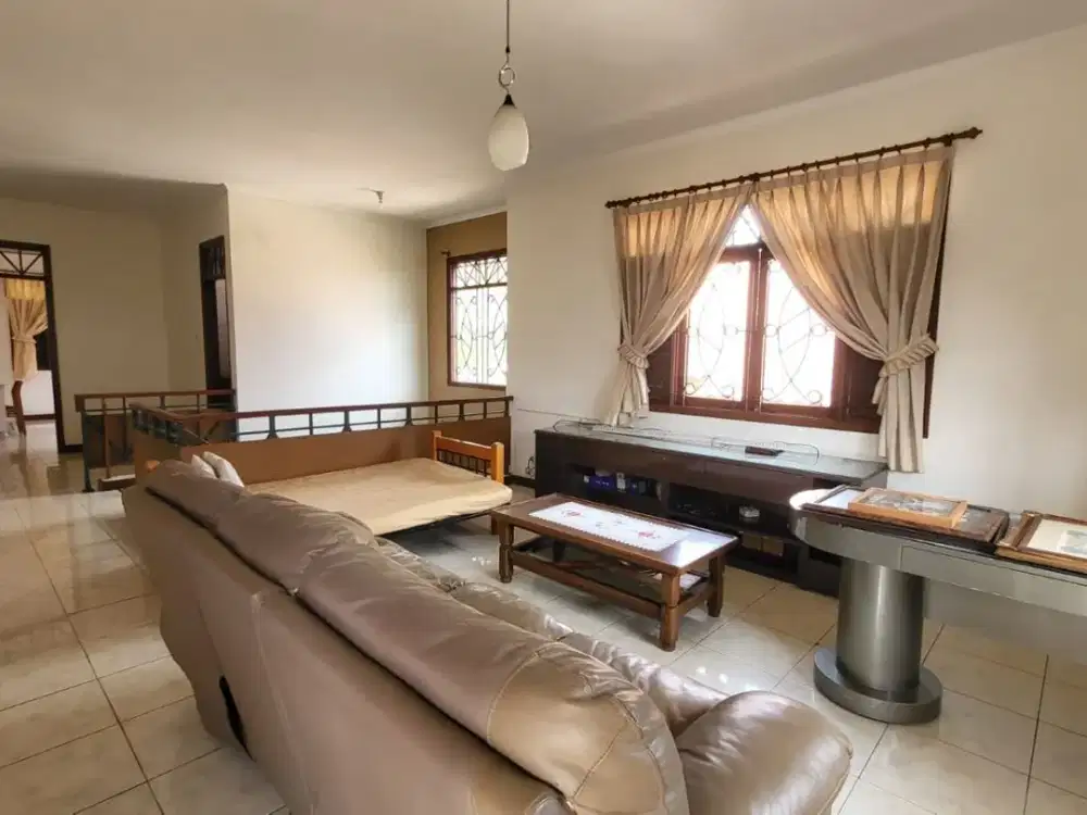 Jual/Sewa Rumah apik & terawat Resor Dago Pakar, Full Furnished