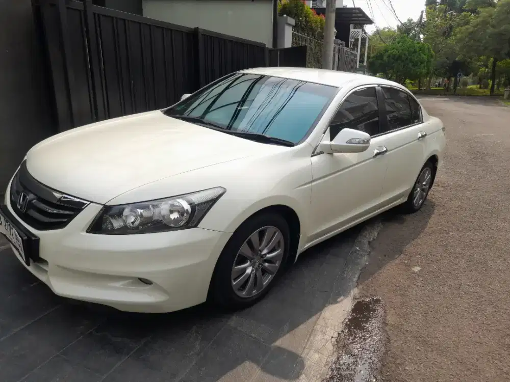 Honda accord VTIL at 2012