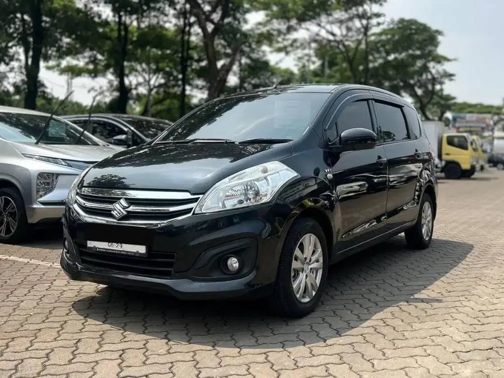 SUZUKI ERTIGA GL MT MANUAL 2017 HITAM KM 109RB