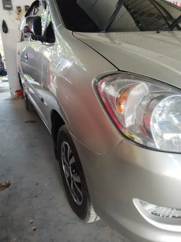 Kijang Innova G 2.0