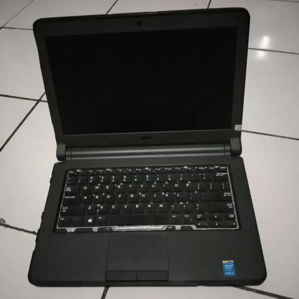 Laptop dell 3350