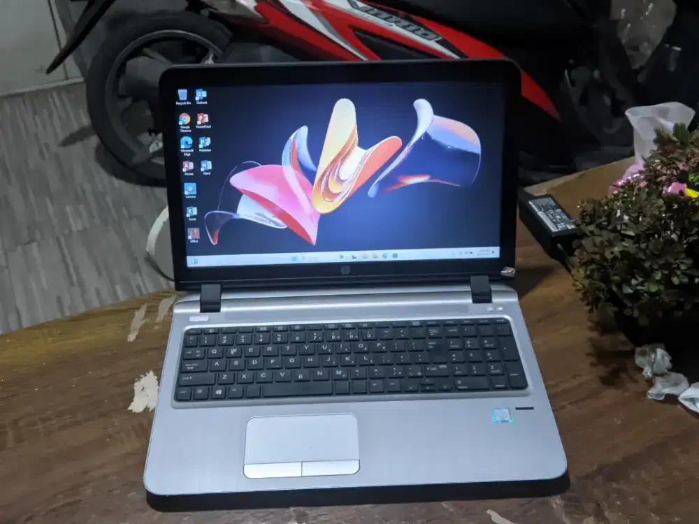 Laptop Hp Proobook 450 G3 i3 Gen 6 Ram 8 GB SSD 256 GB