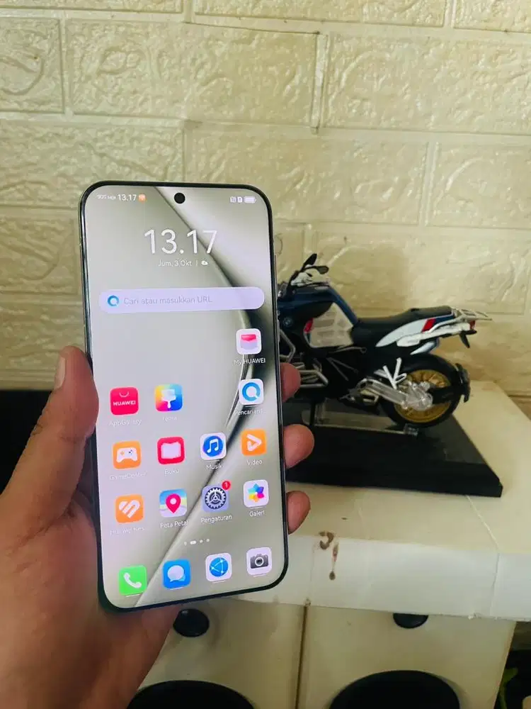 Huawei Pura 70 Ultra resmi indo 16/1 TB unit only nominus