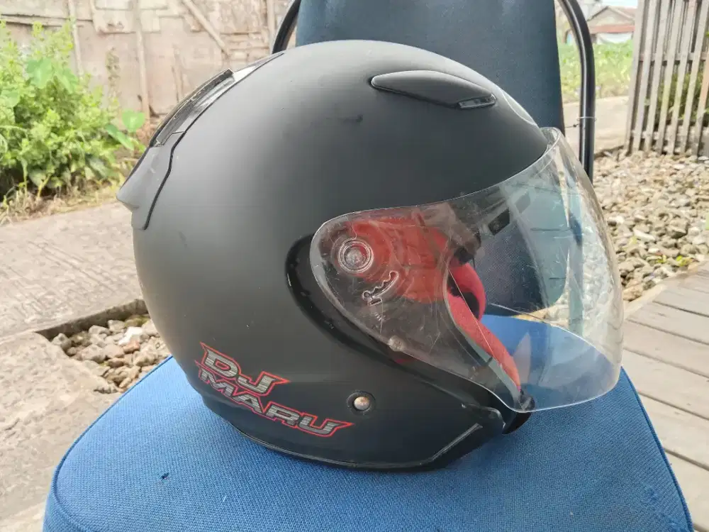 Helm KYT DJ maru