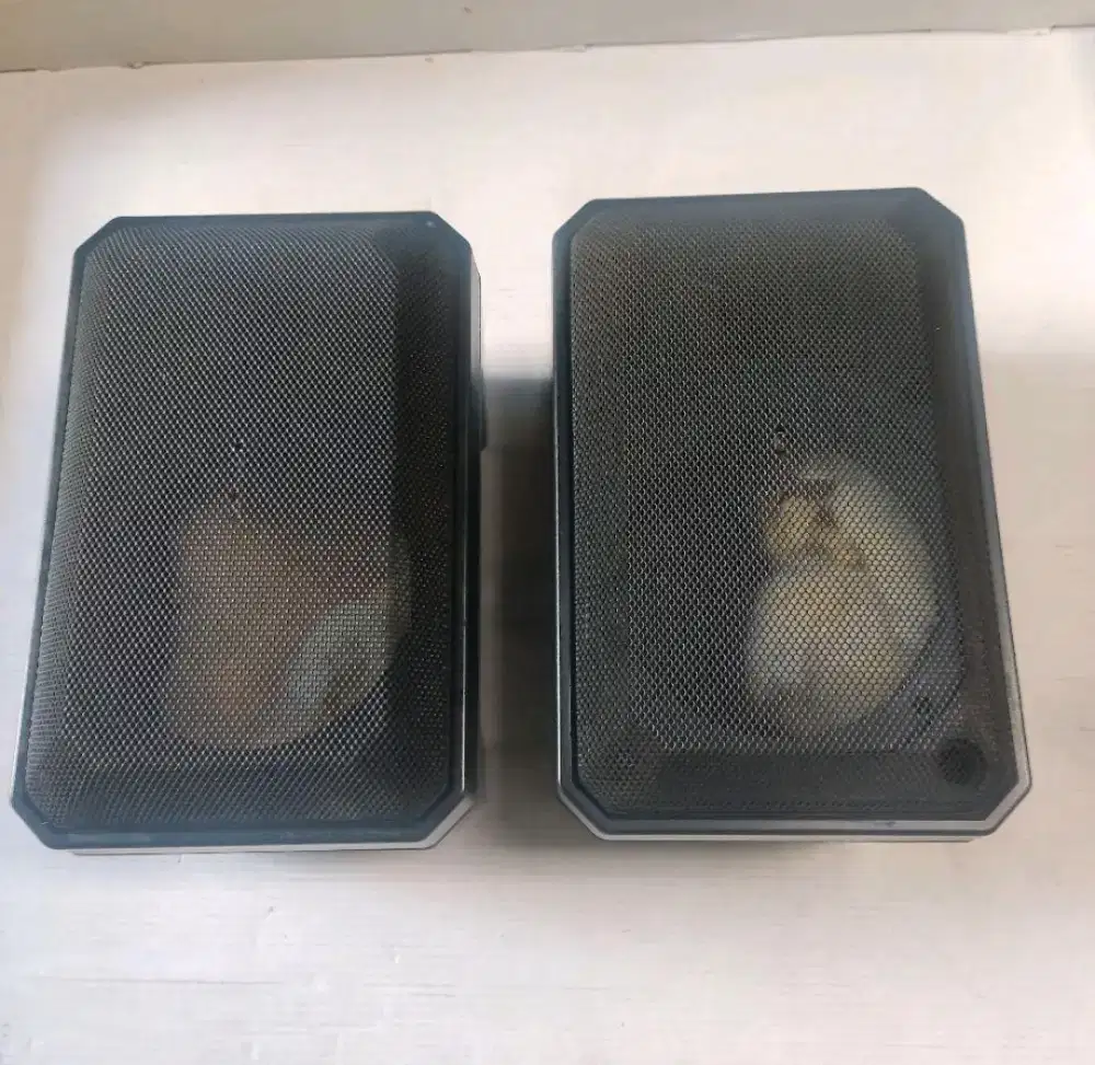 Box speaker marantz box sangat kokoh Dan tebal