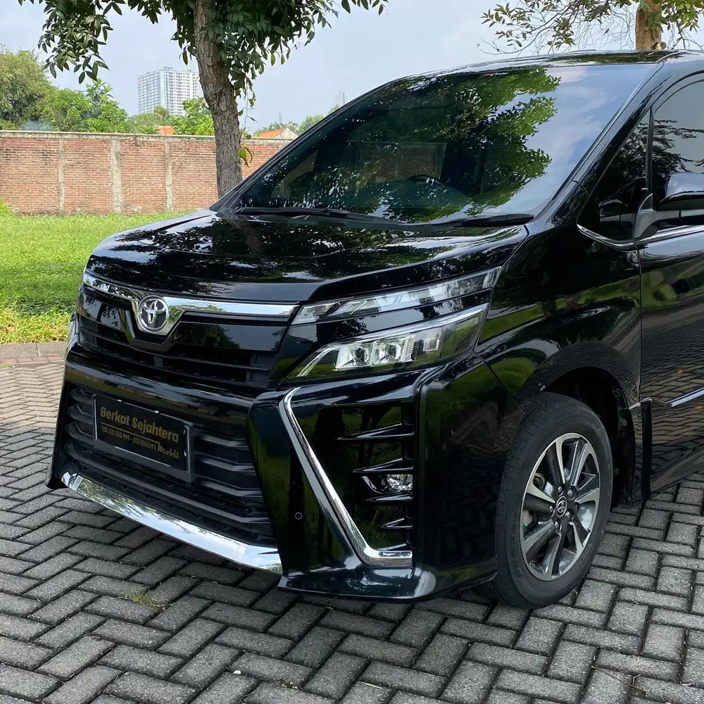 Toyota Voxy 2.0 matic tahun 2020 KM 50rban TDP 25 jt