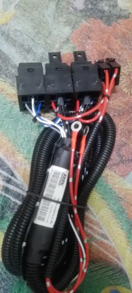 Lampu LED dan relay bos