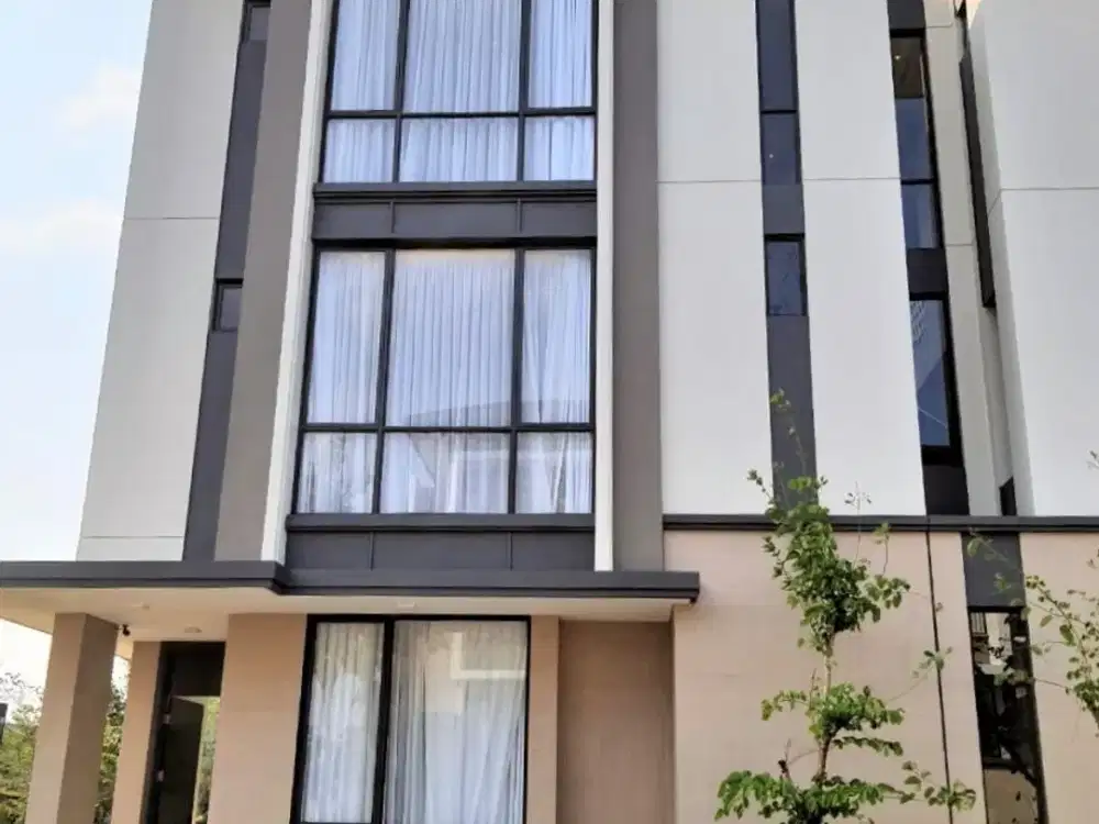 Rumah Eksklusif 3lantai lebar 8 type 4+1KT cluster Sentarum Asya JGC