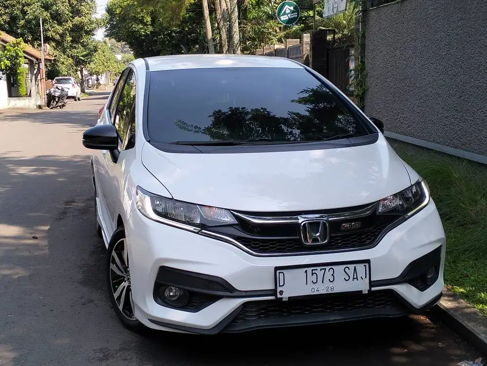honda jazz rs cvt matic 2018 putih mulus bandung
