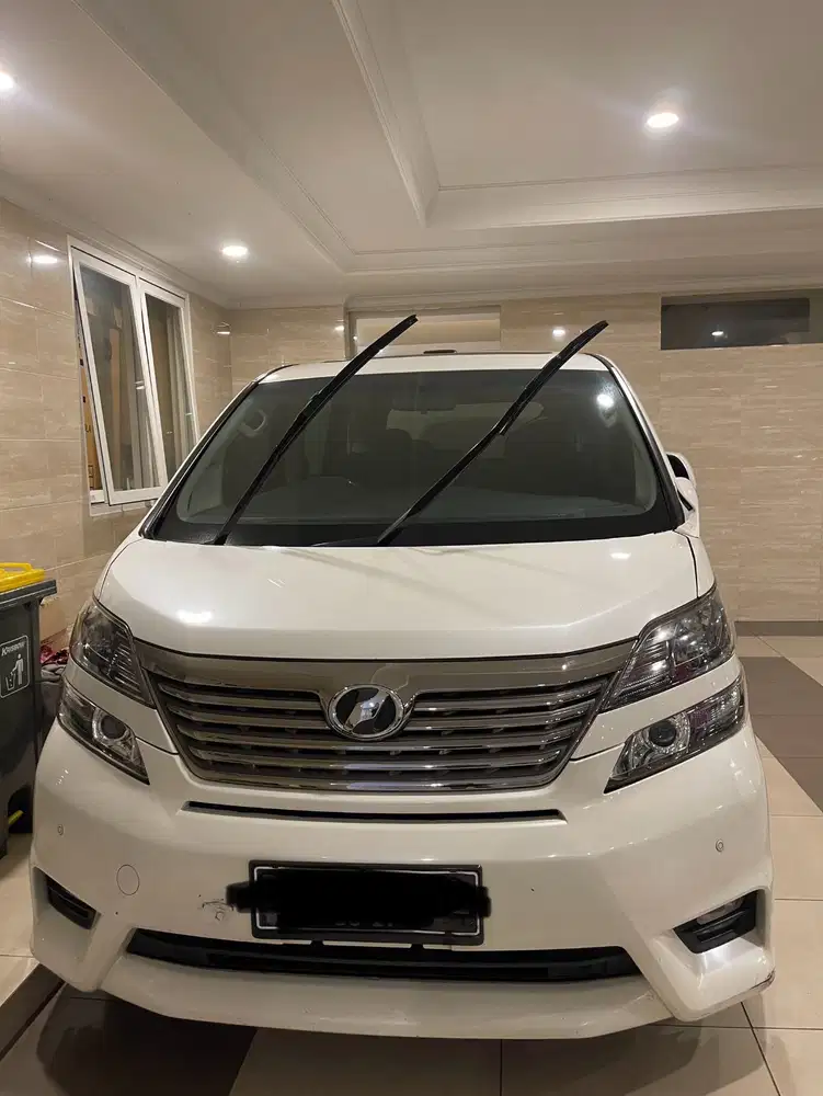 Dijual toyota velfire putih terawat tahun 2011