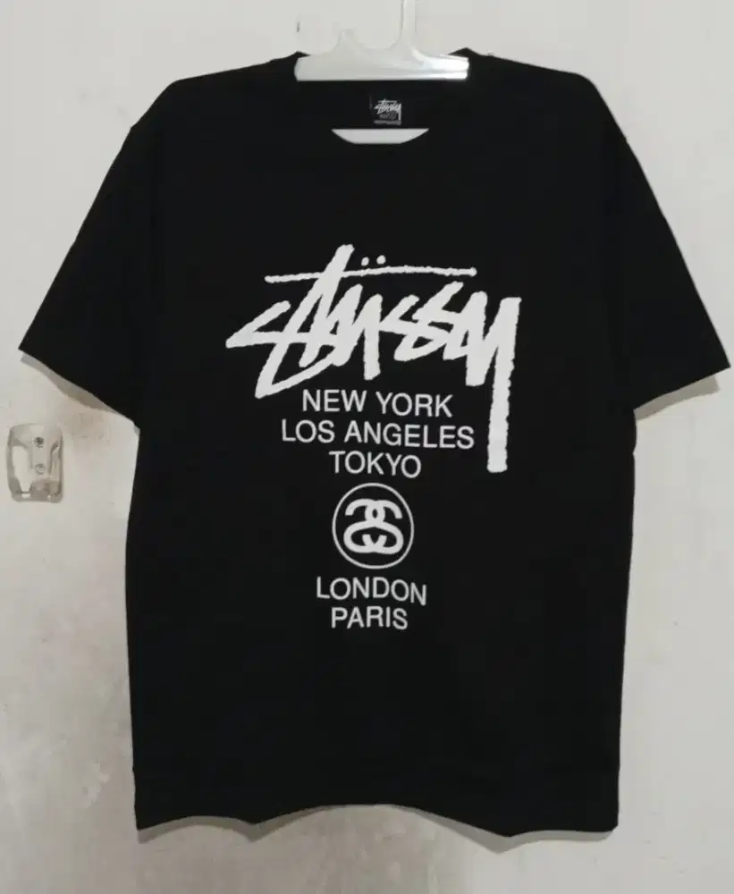 STUSSY WORLD TOUR BLACK T-SHIRTS