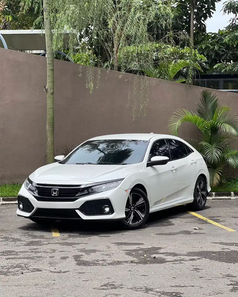 Honda Civic 2018 HATCHBACK E TURBO AT