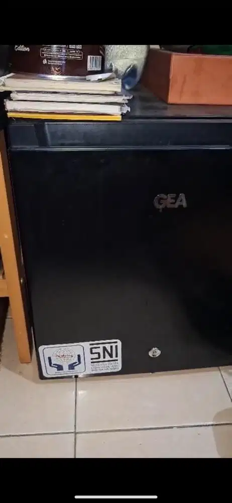 Kulkas Mini Gea