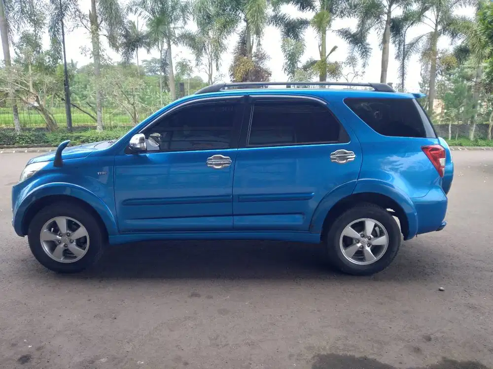 Toyota RUSH S VVt-i