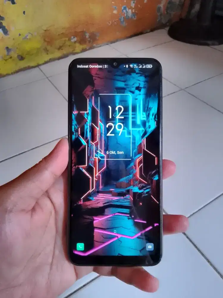 Sharp Aquos V6 plus ram 4/64 Batangan