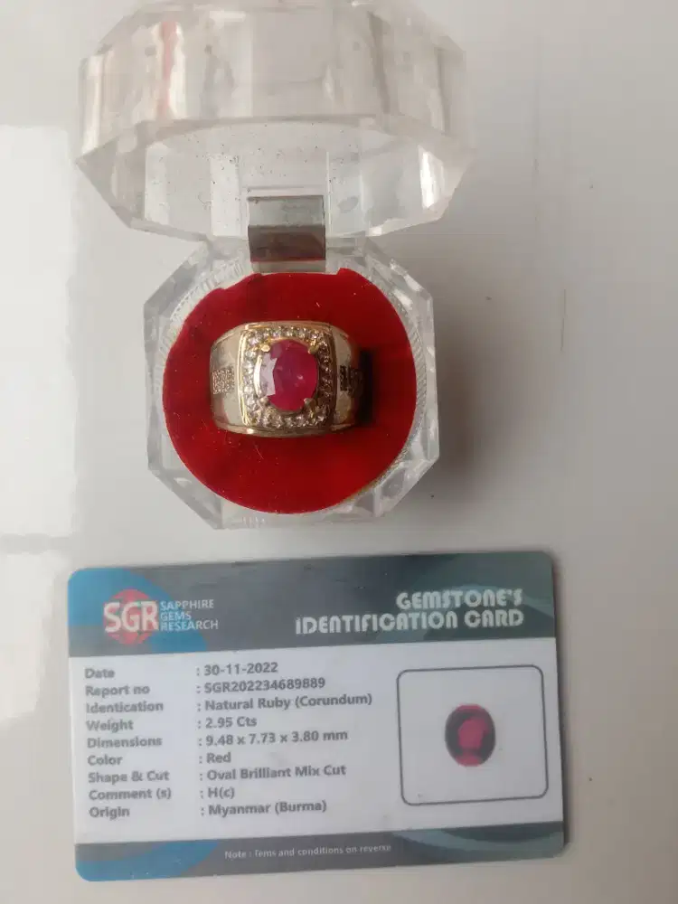 Natural Ruby Myanmar (Burma) + Memo lab.
