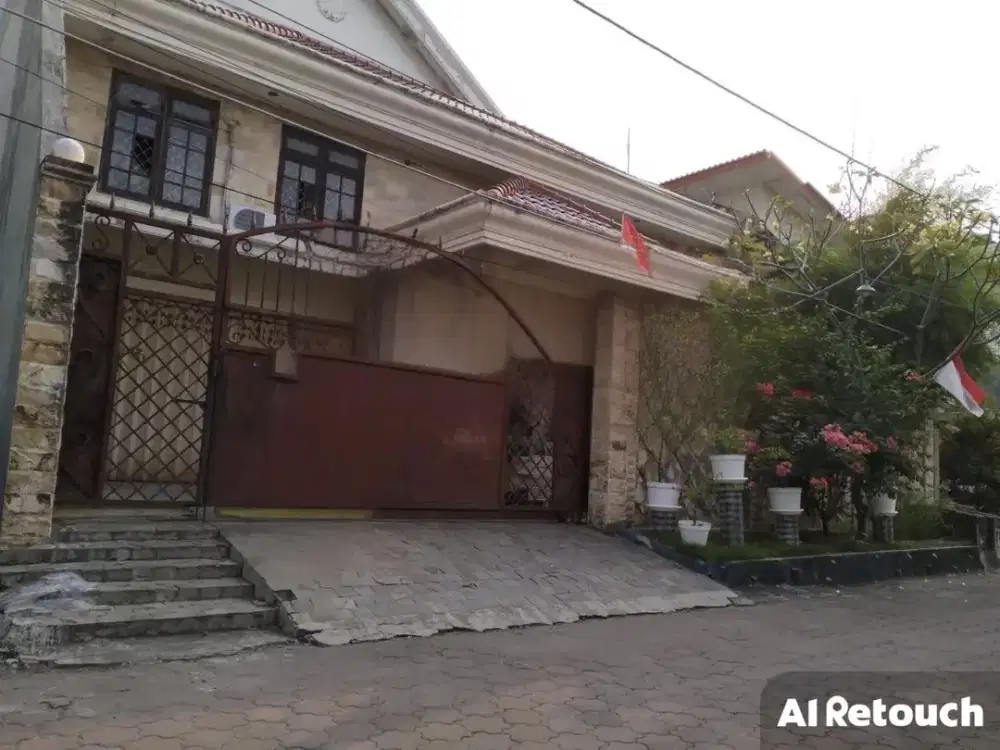 Dijual Rumah Villa Simpang Darmo Permai Strategis Siap Huni