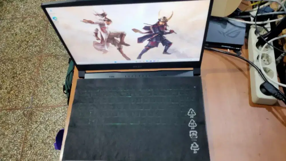 Laptop Gaming MSI Katana gf66 12uck