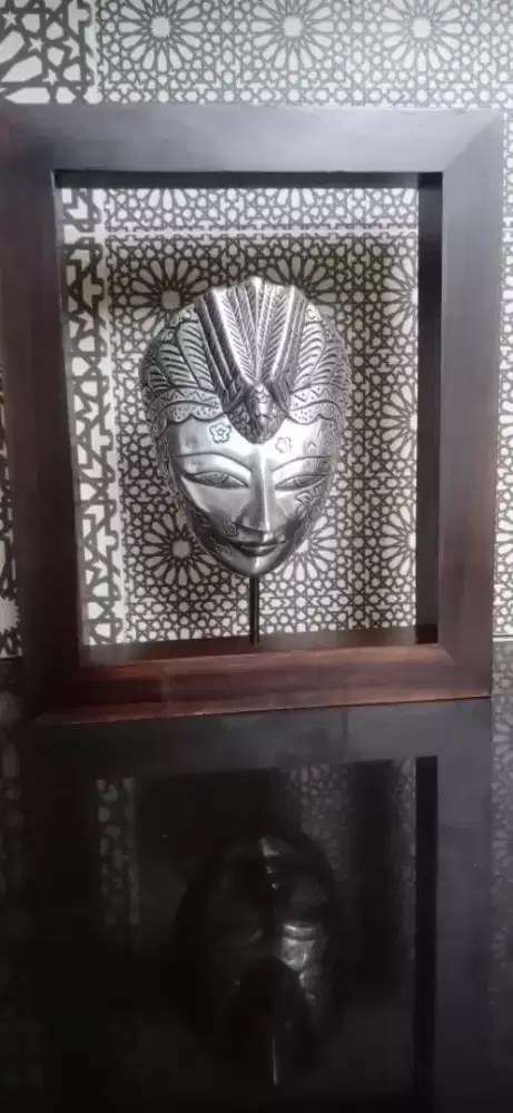 Jual souvenir topeng dan wayang