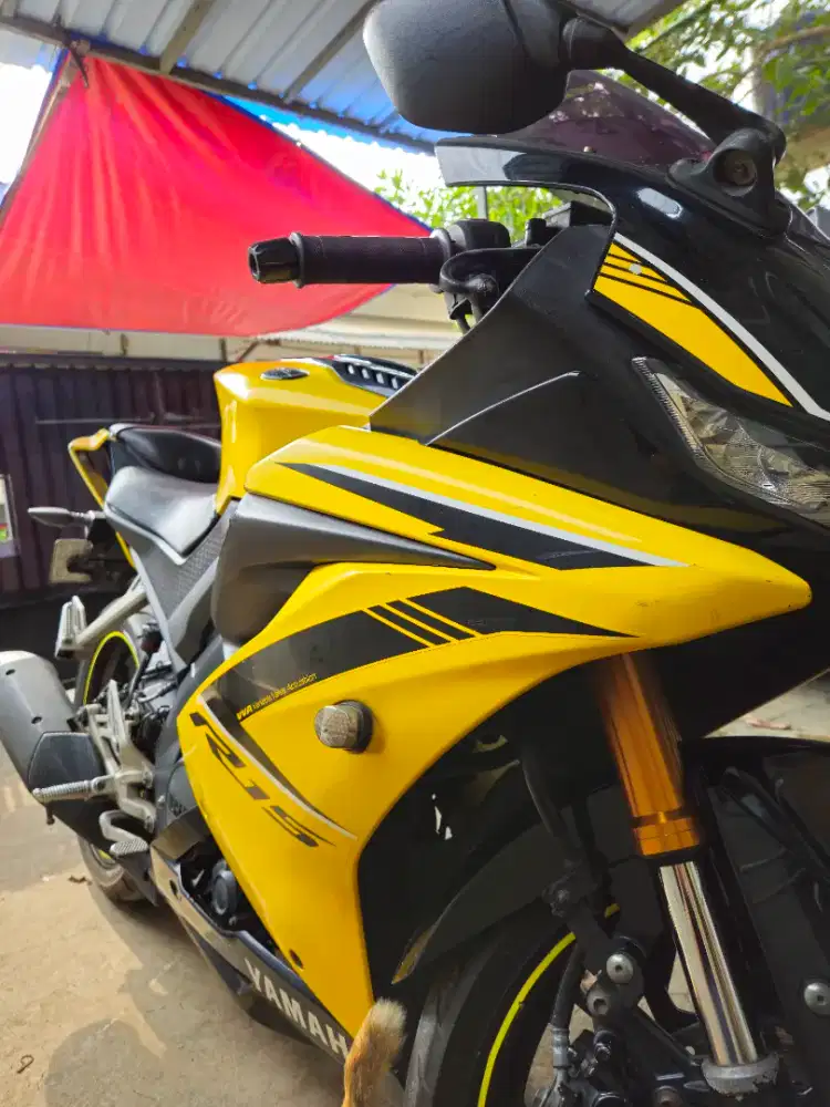 YAMAHA R15 V3 2018, Original Yellow