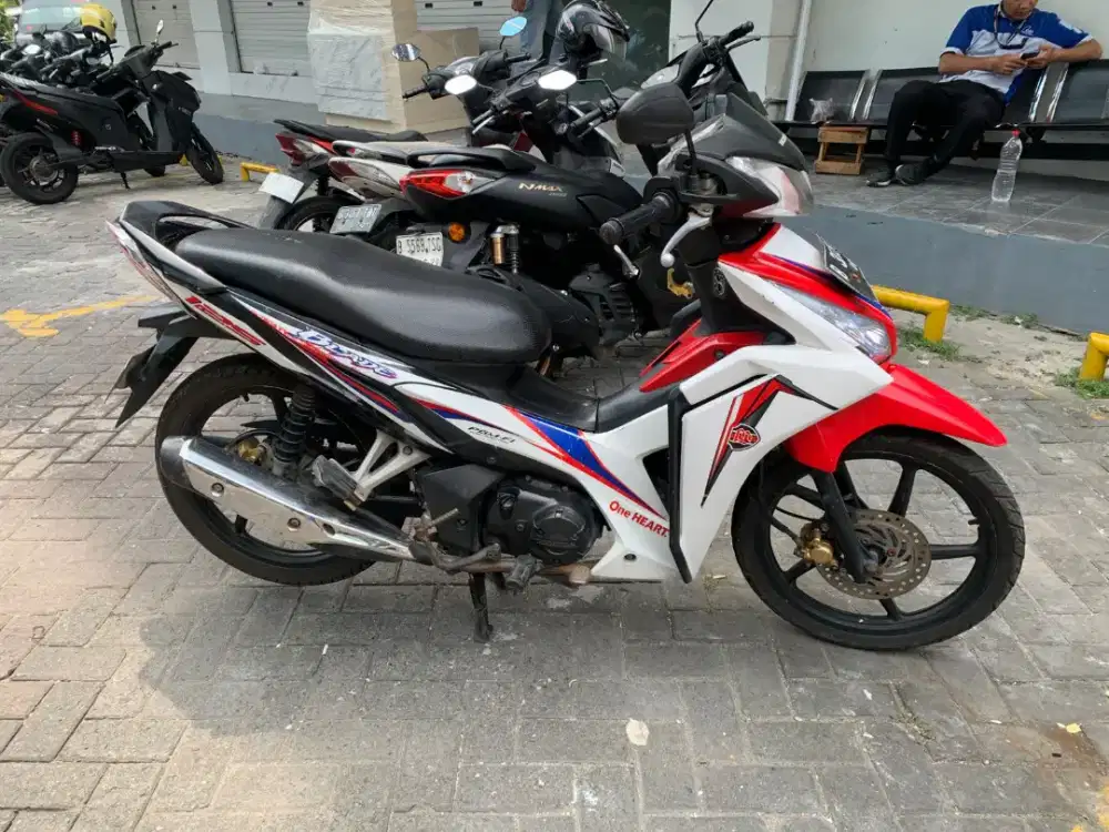 HONDA BLADE 125 2015
