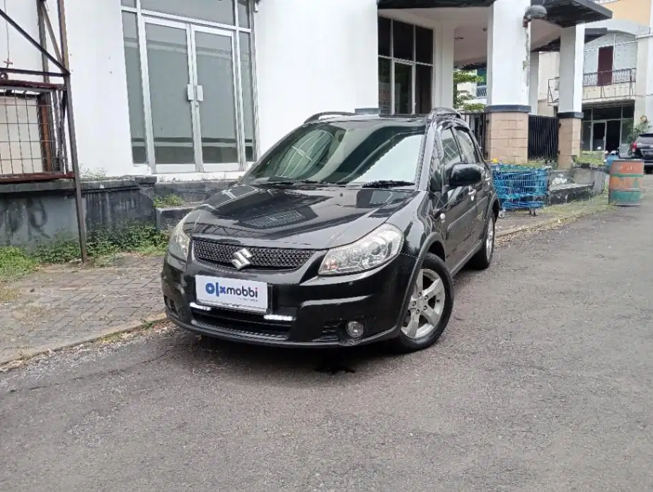 Pajak Panjang - SUZUKI SX4 1.5 X OVER BENSIN A/T 2013 HITAM