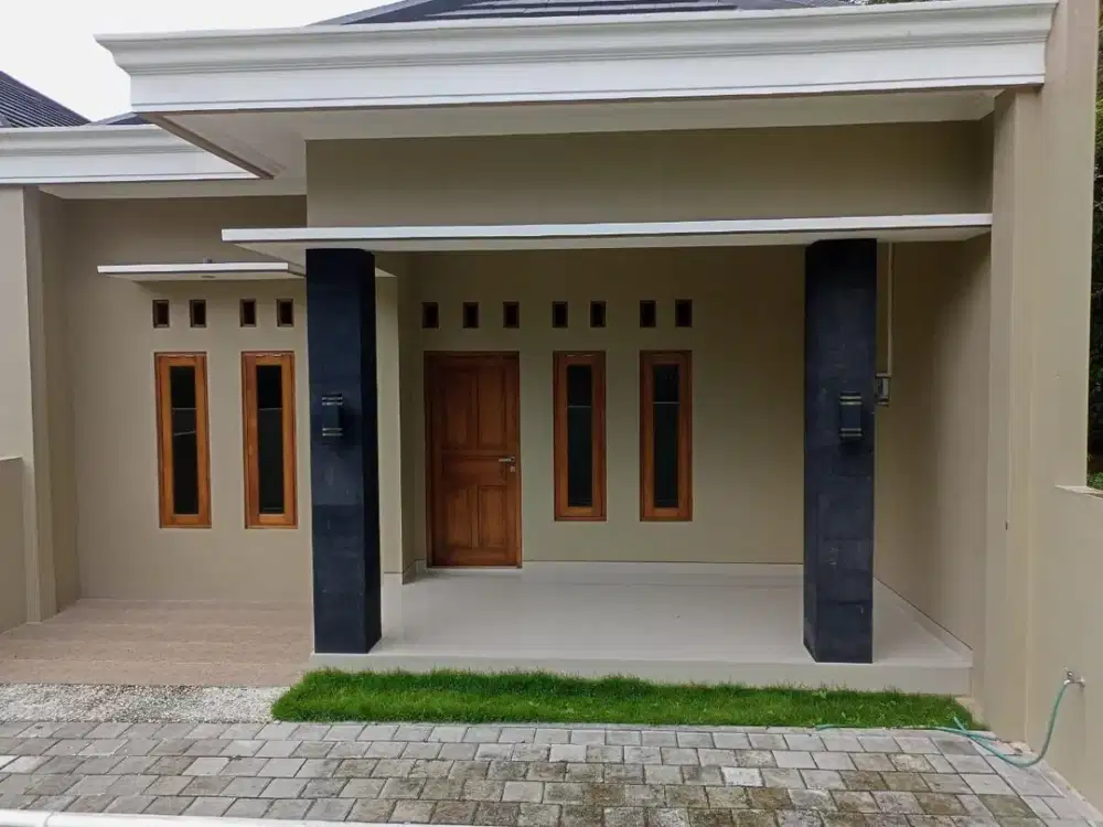 RUMAH SIAP HUNI, DEKAT SMPN 2 KALASAN DI PURWOMARTANI