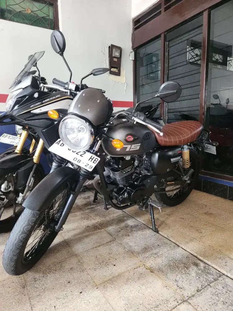 W 175 cafe silver 2019 Gbm busa tunai atau kredit w175