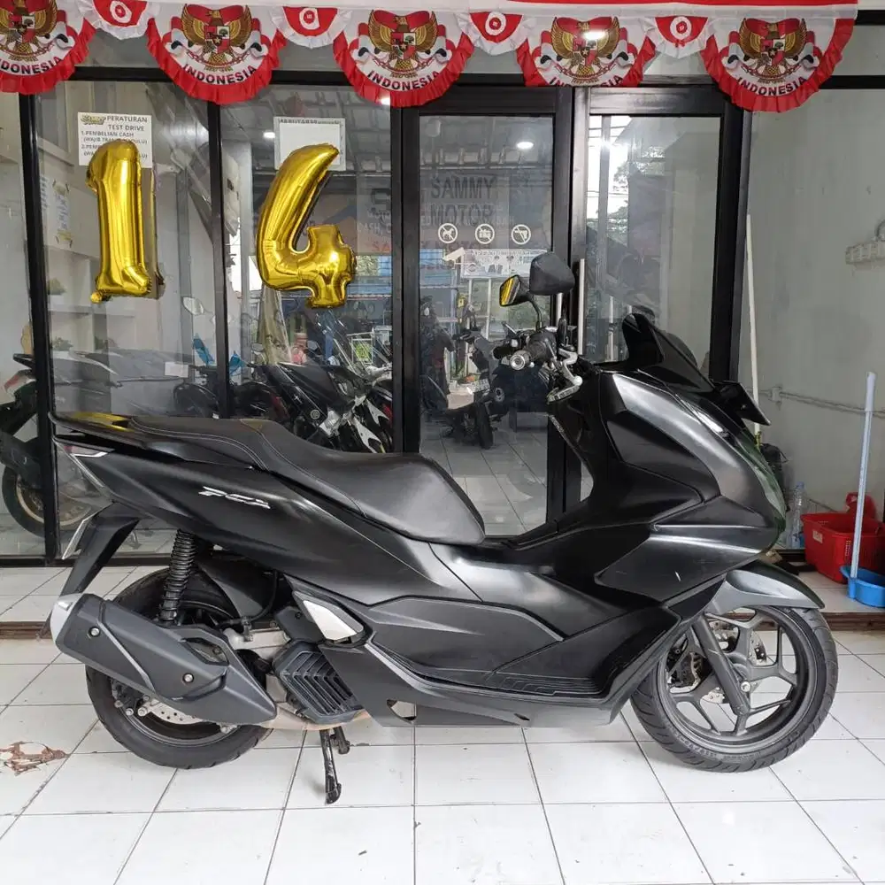 HONDA PCX 160 CBS TAHUN 2021 LIKE NEW