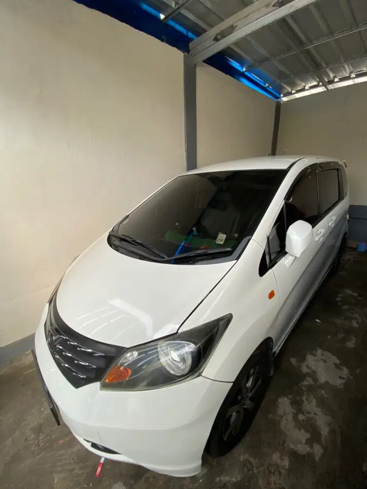 Honda Freed 2009 Bensin