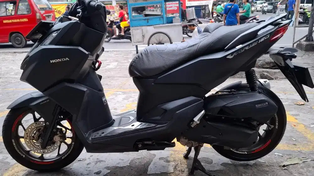 Jual Vario 160cc Abs tahun 2022 Black
