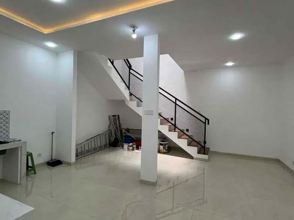 Dijual Rumah baru 2 lt 6 x 15 m2 di Citra 2  ada 3 kt 3 km semi furniture : ac, waterheater, kompor tanam, carport 2 mobil siap hun!! survey nego yuk!!