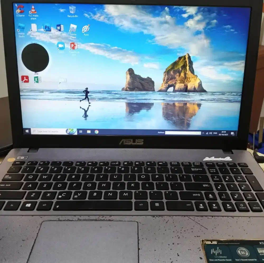 Asus X550 D, AMD A10, 2,5 GHZ, Ram 4GB, GraphicCard 2GB, Laptop Gaming