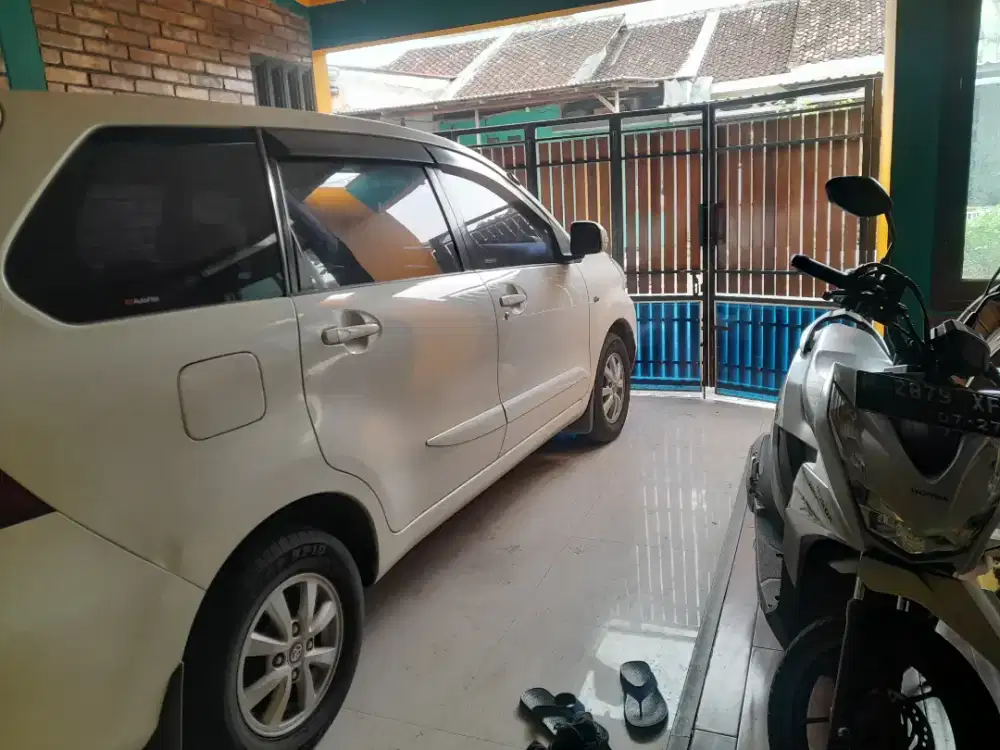 Di cari Driver motor dan Mobil