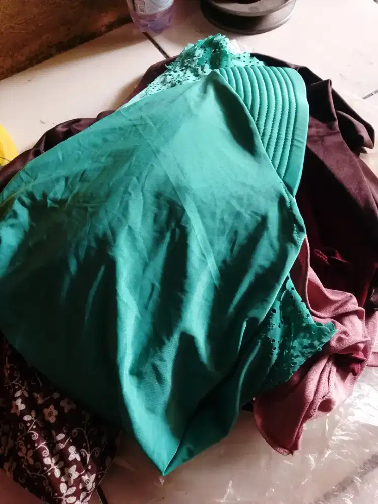Kerudung praktis wanita