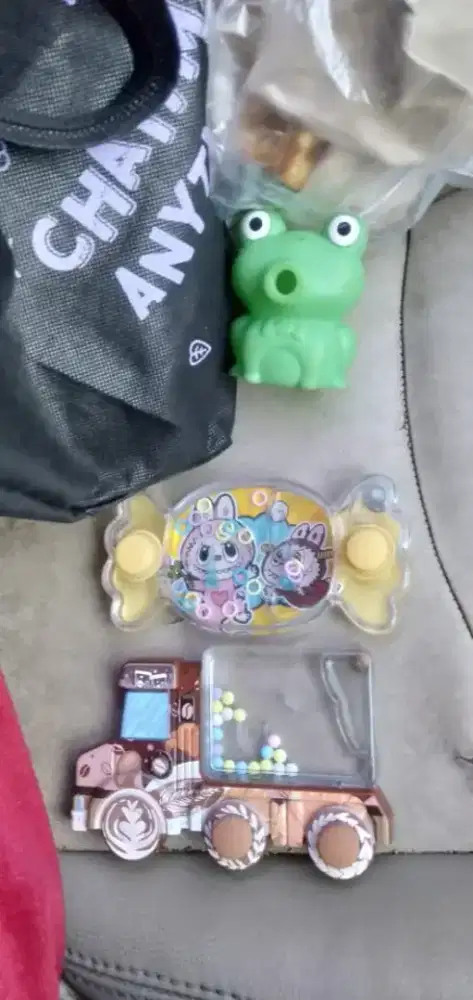 Di jual mainan anak wa dan hp buruan aja