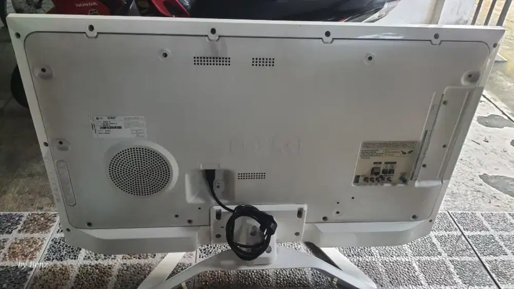 TV LED 3D 42inch 42LA6610 Mantaab Joss