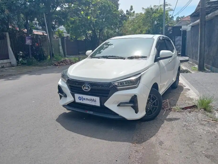 Pajak Panjang - DAIHATSU AYLA 1.2 R ADS BENSIN A/T 2023 PUTIH