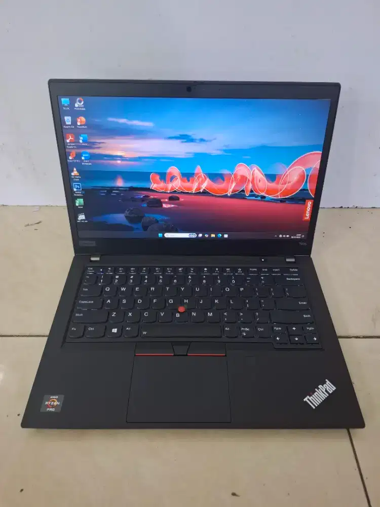 Lenovo Thinkpad T495 Amd Ryzen 5-3500U Ram 16GB Ssd 256GB