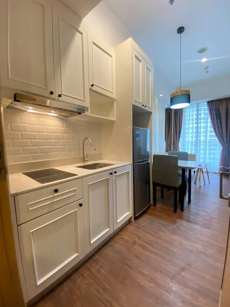 disewakan 2 bedroom full furnish taman anggrek residence